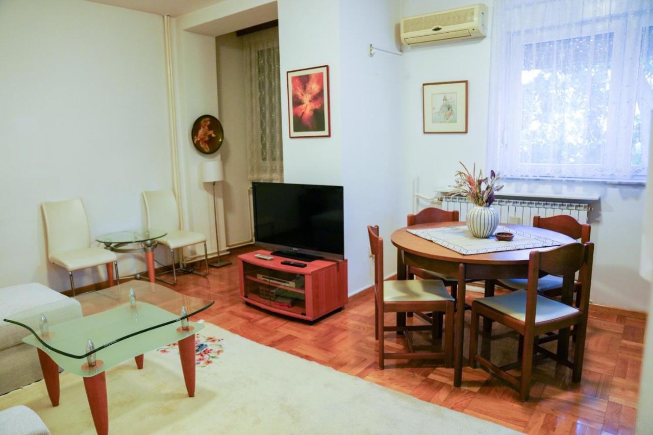 Skopjepad - Centrally Located, Stylish Pad Esterno foto